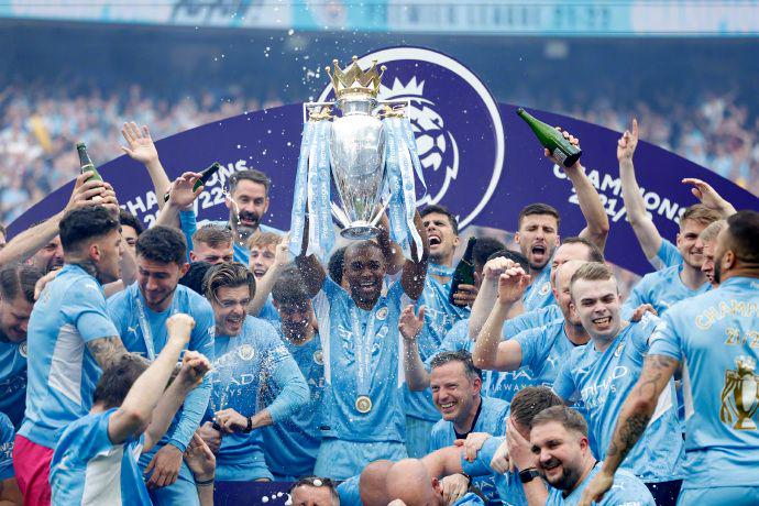 镜报：莱因克尔曾和亲弟弟关系断裂17年，今年夏天才破冰（《镜报》：莱因克尔与亲弟弟断联17年，今夏终于破冰）