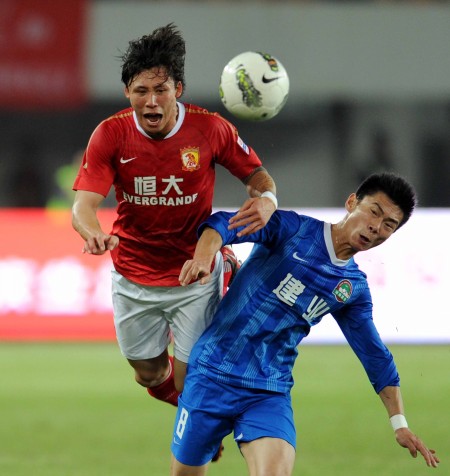 本赛季至今欧洲五大联赛抢断榜：帕利尼亚49次居首（欧洲五大联赛本季抢断榜：帕利尼亚以49次领跑）