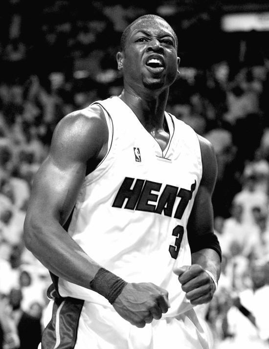 路易斯-迪亚斯本赛季19场12球6助攻，每84分钟造一球（路易斯-迪亚斯赛季至今19战12球6助，平均每84分钟参与一次进球）