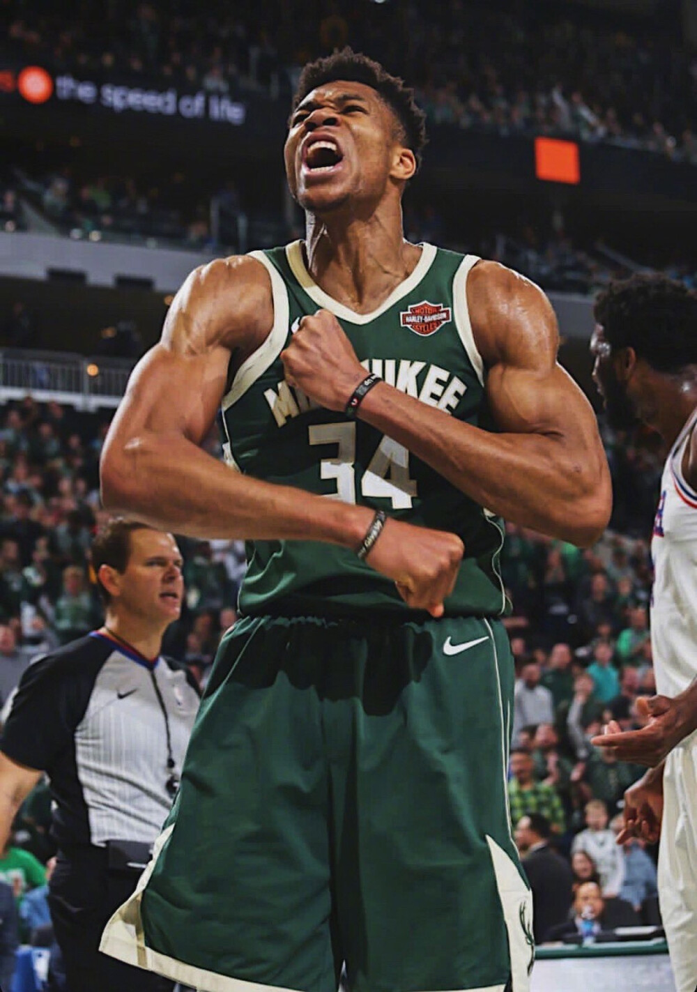 波媒：佛罗伦萨有意斯佩齐亚的波兰国脚维希涅夫斯基（波兰媒体称佛罗伦萨欲引进斯佩齐亚波兰国脚维希涅夫斯基）