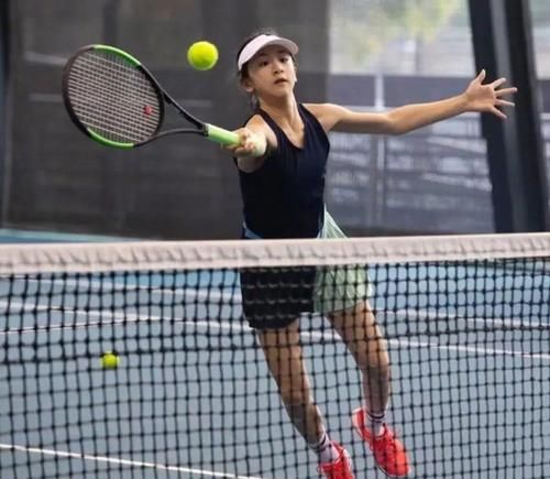 不仅意味着 不仅意味着